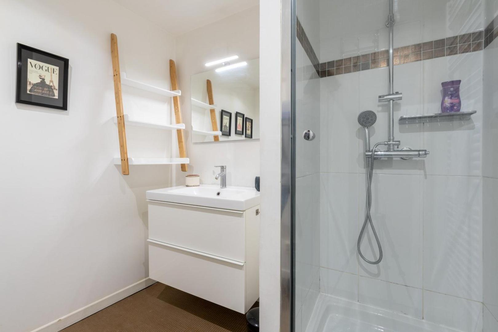Old - Superb 2 Bedrooms. Appartement Rijsel
